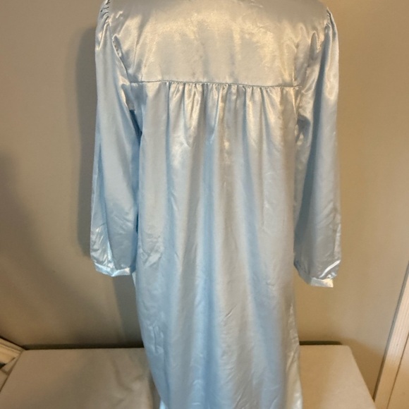 Vintage Elegant Blue Women's Nightgown by Character NWT size M - Picture 6 of 11